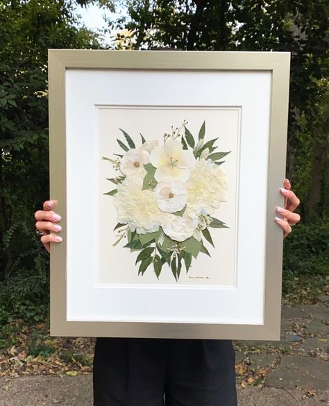 Frame Wedding Flowers, Wedding Flowers Pressed Frame, Framed Bridal Bouquet, Bouquet Pressed Flowers, Flower Press Bouquet, Preserving Wedding Flowers Diy, Pressed Wedding Bouquet Frame Diy, Wedding Flowers Framed, How To Press Your Bridal Bouquet