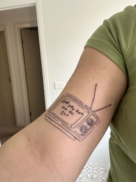 Tv By Billie Eilish, Billie Eilish Tattoo Ideas, Billie Eilish Tattoo, Billie Core, Tv Tattoo, Tattoo Side, Poison Tree, Lyrics Tattoo, Skin Drawing