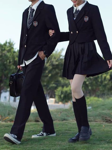 Private School Uniforms, School Uniform Fashion, School Uniform Outfits, Boys School Uniform, Uniform Design, Mode Kpop, Cute Outfits For School, Uniform Fashion, School Uniforms