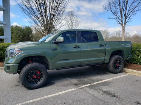 Toyota Green Color, Green Toyota Tundra, Army Green 4runner, Green Toyota, 2022 Toyota Tundra Lifted, Tundra Lifted, 2006 Tundra Lifted, Toyota Tundra Lifted, 3rd Gen 4runner