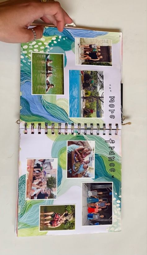 Diy Scrapbook Pages Ideas, Canva Scrapbook Ideas, Birthday Album Ideas, Scrape Booking Ideas, Summer Scrapbook Ideas, Scrapbook Watercolor, Senior Scrapbook Ideas, Senior Year Scrapbook, School Memories Scrapbook