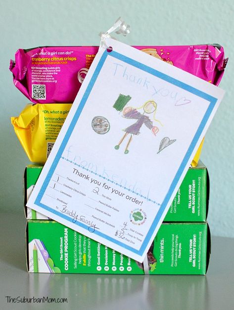 This Girl Scout Cookies Thank You Notes Free Printable makes it easy for Girl Scouts to thank their cookie customers. A good Troop activity for cookie pin. Girl Scout Cookie Sales, Girl Scout Cookies Booth, Girl Scout Troop Leader, Girl Scouts Brownies, Brandy Snaps, Brownie Girl Scout, Girl Scout Daisy, Girl Scout Activities, Duct Tape Wallet