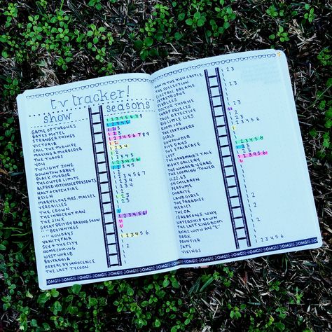 Bullet Journal Tv Series, Tv Tracker, Tv Series Tracker, Bullet Journel, Bullet Journal Page, Creating A Bullet Journal, Bullet Journal Paper, Bullet Journal Tracker, Bulletin Journal Ideas