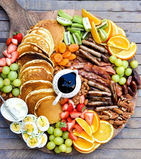 Amazing Holiday Breakfast Board - California Grown Pancake Breakfast Board, Breakfast Platter Ideas Mornings, Charcuterie Breakfast, Pineapple Bake, Brunch Boards, California Breakfast, Breakfast Popsicles, Breakfast Charcuterie, Breakfast Presentation