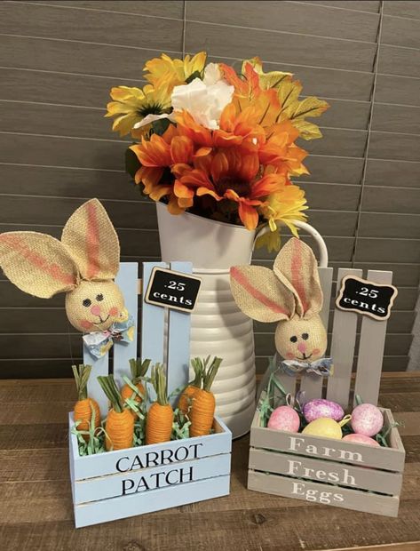 Easter Crates Wooden Boxes, Easter Dollar Tree Crafts, Easter Tray Decor Ideas, Easter Dollar Tree Diy, Easter Dyi, Easter Cricut, Easter Crafts Dollar Store, Crate Crafts, Easter Craft Projects