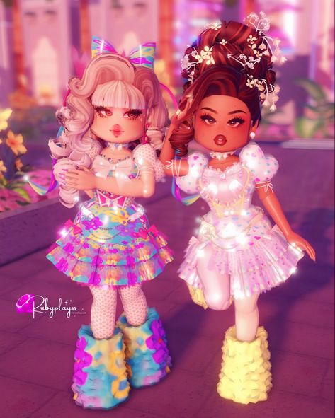 Sweet Like Candy Royale High, Channel Outfits, Sweet Like Candy, Island Outfit, Cartoon As Anime, Royal Clothing, Aesthetic Roblox Royale High Outfits, Cute Fit, Royal Outfits