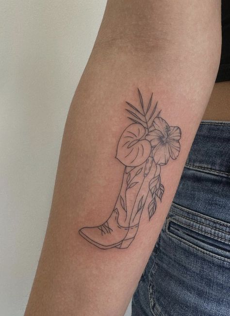 Coastal Cowgirl Tattoo Ideas, Longhorn Skull Tattoo Women, Longhorn Tattoo Women, Cattle Brand Tattoo, Coastal Cowgirl Tattoo, Sticker Sleeve Tattoos For Women, Longhorn Tattoo, Cowgirl Tattoo, Wheat Tattoo