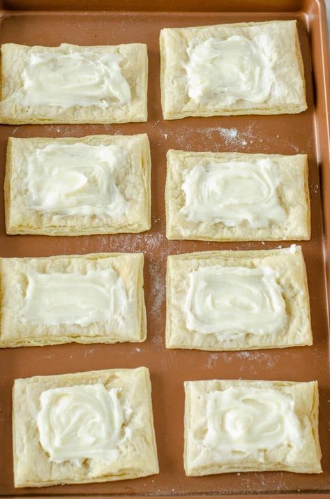 Starbucks copycat Cheese danish Starbucks Cream Cheese Danish Recipe, Copycat Starbucks Cheese Danish, Starbucks Cheese Danish Recipe, Starbucks Cheese Danish, Lite Snacks, Cream Cheese Danish Recipe, Easter Meals, Starbucks Breakfast, Cheese Danish Recipe