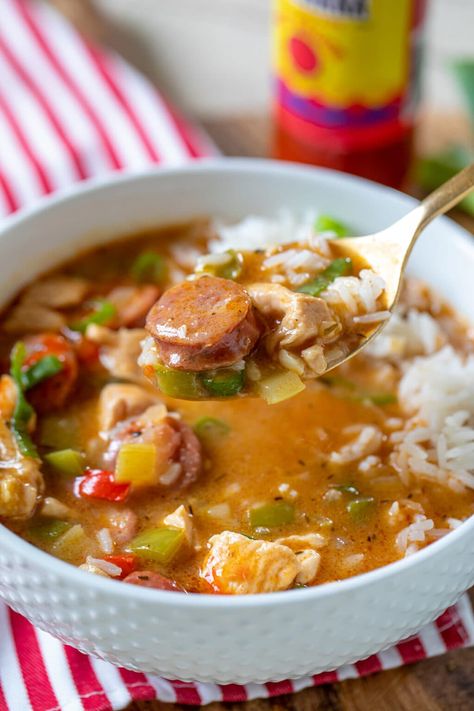 Food To Make With Chicken, Gumbo Soup Recipe, Spicy Gumbo, Chicken Gumbo Soup, Easy Gumbo, Andouille Sausage Gumbo, Gumbo Recipe Easy, Chicken And Sausage Gumbo, Chicken Sausage Gumbo