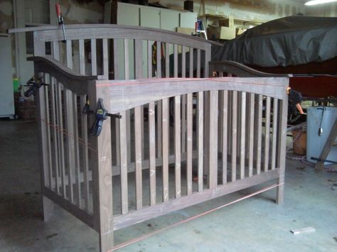 Convertible Crib Plans, Cribs Diy, Baby Crib Woodworking Plans, Baby Cradle Plans, Baby Crib Designs, Crib Woodworking Plans, Woodworking Plans Toys, Bed Woodworking Plans, Baby Crib Diy