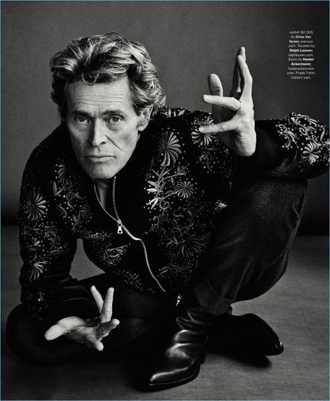 Starring in a photo shoot, Willem Dafoe sports a Dries Van Noten jacket, Ralph Lauren trousers, Haider Ackermann boots, and a Prada t-shirt. The Boondock Saints, Funny Poses, Willem Dafoe, Nicholas Hoult, Esquire Magazine, Michael Keaton, Black Book, Black Books, Pose Reference Photo