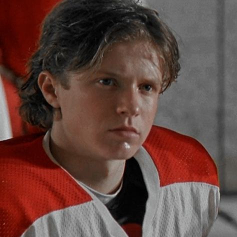 Guy Germaine Mighty Ducks, Ducks Pictures, Garette Ratliff Henson, Guy Germaine, Guy Pics, Duck Pictures, 90s Teen, Hot Hockey Players, Mighty Ducks