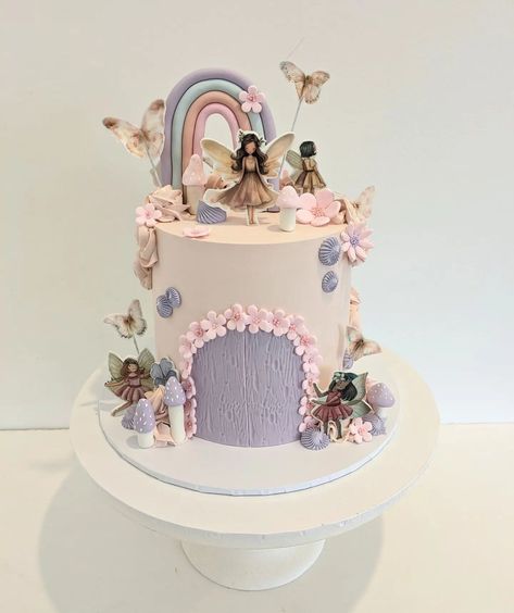 Dutch Chocolate Cake, Cinderella Birthday Cake, 4th Birthday Cake, Fairy Garden Cake, Dutch Chocolate, Modern Birthday Cakes, Fairy Birthday Cake, Unique Birthday Cakes, 4th Birthday Cakes