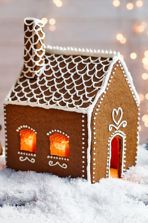 This dainty, pretty Swedish-style gingerbread house is so charming you'll want it to last all season long. | Tesco Swedish Gingerbread, Gingerbread House Template, Gingerbread House Recipe, Gingerbread House Designs, Prize Draw, Tesco Real Food, Gingerbread Recipe, Swedish Christmas, Swedish Style