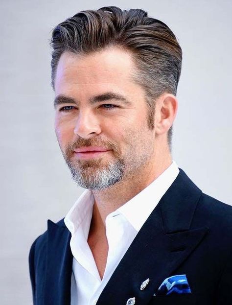 Chris Pine Hair, Goatee Styles, Men's Cuts, Comb Over Haircut, Grey Hair Men, Cortes De Cabello, Latest Haircuts, Cool Hairstyles For Men, Men Haircut Styles