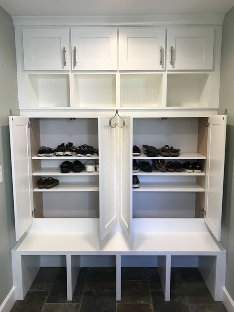 Farmhouse Mudroom Shoe Storage, Mudroom Closet Ideas Built Ins, Laundry And Shoe Storage, Mud Bench Shoe Storage, Enterance Idea Storage, Mudroom Ideas With Shoe Storage, Shoe Mudroom Storage, Shoe Storage Ideas Mud Room, Mud Room Bench With Shoe Storage