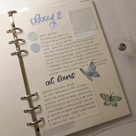 Bullet Journal Cover Ideas, Bullet Journal Aesthetic, Notes Inspiration, Bullet Journal Design Ideas, Bullet Journal School, Diary Ideas, Bullet Journal Themes, Bullet Journal Writing, Bullet Journal Lettering Ideas