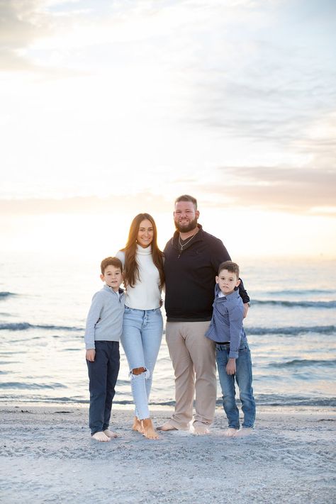 Coquina Beach Family Session, Anna Maria Island, Florida — PINE & FORGE Family Winter Beach Pictures, Winter Beach Family Photos, Winter Beach Pictures, Beach Photoshoot Family, Beach Jeans, Family Beach Session, Beach Winter, Anna Maria Island Florida, Family Photoshoot Poses