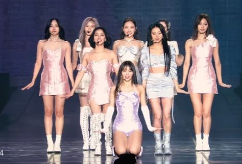 Tour Outfits, Myoui Mina, Concert Fits, Set Me Free, Modest Fashion Outfits, Performance Outfit, Kpop Outfits, Stage Outfits, World Tour