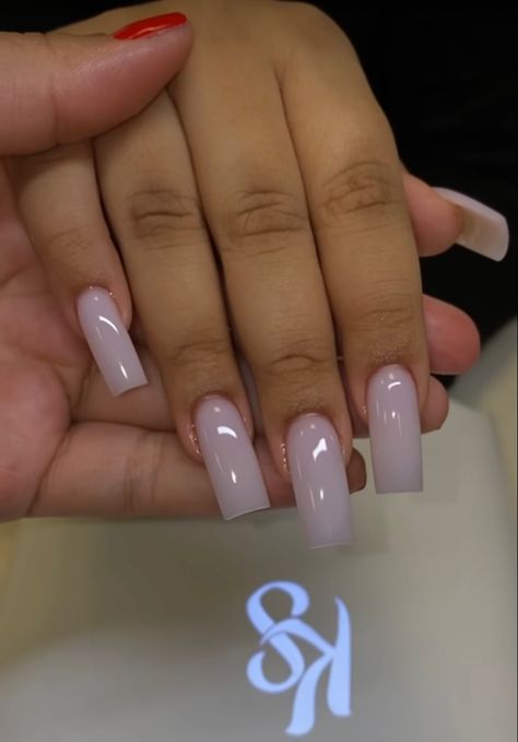 Clear Nail Colors, Square Acrylic Nails Summer Colour, Classy Square Acrylic Nails Medium, Plain Color Acrylics, Basic Medium Acrylic Nails, Acrylic Nails Solid Color Simple, Basic Square Acrylic Nails, Acrylic Nails Colourful, Plain Acrylic Nails Square