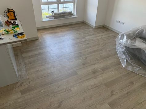 Amtico sun bleached oak Oak Projects, Amtico Spacia, Amtico Flooring, Green Street, New Build, Oak Floors, New Builds, Kitchen Flooring, Colorful Decor