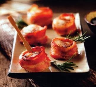 "Dark Angels on Horseback" (Glazed Bacon-Wrapped Scallops) Bacon Wrapped Scallops Recipe, Angels On Horseback, Nola Recipes, Scallops Recipe, Best Party Appetizers, Bacon Wrapped Scallops, Dark Angels, Scallop Recipes, On Horseback