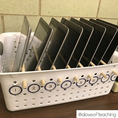 Makerspace Organization, Chromebook Storage, Ipad Storage, Classroom Hacks, Teaching Organization, Classroom Storage, Classroom Organisation, Flexible Seating, New Classroom