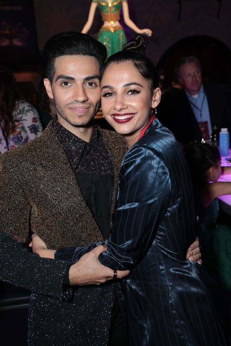 Mena Massoud and Naomi Scott Mena Massoud And Naomi Scott, Aladdin Cast, Aladdin Film, Aladdin Wallpaper, Aladdin Live, Mena Massoud, Aladdin 2019, Naomi Scott, Disney Pop