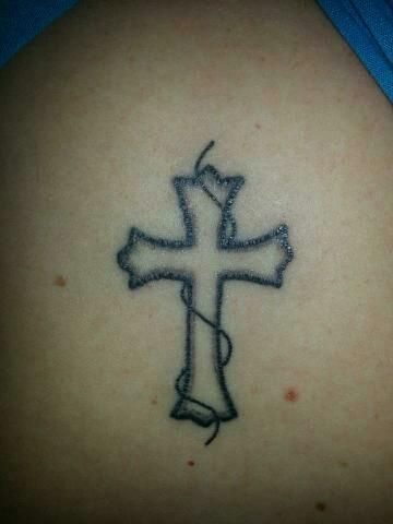 Make that into barbed wire wrapped around the cross Stick And Poke Cross, Henna Cross, Poke Tattoo Ideas, Stick And Poke Tattoo Ideas, Cool Simple Tattoos, Tattoo Ideas Men, Cross Tattoo Meaning, Simple Cross Tattoo, Stick Tattoo