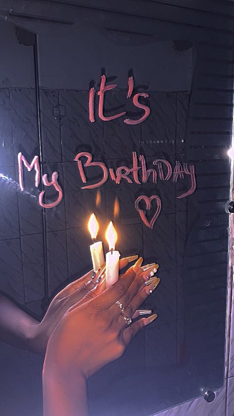 21st Birthday Pictures Aesthetic, Photoshoot Ideas For 23rd Birthday, Mood Photos Aesthetic, 21st Photoshoot Ideas Outside, 20th Birthday Wallpaper, 21st Birthday Cake Photoshoot, 23rd Birthday Outfit Ideas For Women, 23rd Party Ideas, 22nd Photoshoot Birthday Ideas