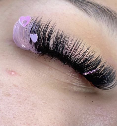 Valentine Lashes Extensions, Hybrid Lash Extensions Styles With Color, Valentines Day Lash Extensions, Valentines Lash Extensions, Eyelash Extensions With Color, Coloured Lash Extensions, Pink Lash Extensions, Lash Extensions With Color, Lashes With Pink