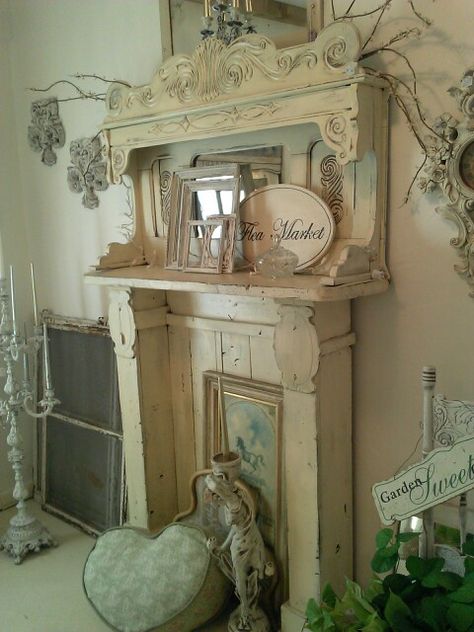 Shabby fireplace mantle ides Shabby Chic Fireplace Ideas, Cottage Fireplaces, Victorian Fireplace Ideas, Farmhouse Fireplaces, Vintage Fireplace Mantle, Shabby Chic Fireplace, Faux Fireplaces, Shanty Chic, Farmhouse Mantle Decor