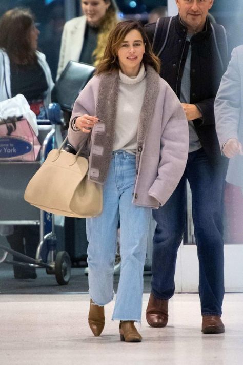 Emilia Clarke Street Style, Emilia Clarke Style, Wardrobe Outfits, Emilia Clarke, Mode Ootd, Celebrity Street Style, 가을 패션, Airport Outfit, Work Attire