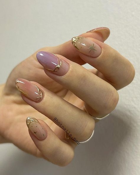 Nail Art Extension Designs, Simple Nail Extension Ideas, Nails Inspiration Korean, Korean Nail Art 2023, Korean New Year Nails, Korean Chrome Nails, Soft Gel Extension Nails Design, Valentines Nails Korean, Spring Korean Nails