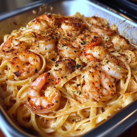 Shrimp Scampi Linguine is a classic dish that combines juicy, tender shrimp with al dente pasta in a garlic-butter sauce infused with white wine, lemon, and fresh herbs. This copycat ... Read more Shrimp Pasta Wine Sauce, Shrimp And Crab Scampi Pasta, White Wine Shrimp Pasta, Wine Sauce Pasta, Shrimp Scampi Linguini, Cheesecake Factory Shrimp Scampi, Seafood Pasta White Wine, White Wine Pasta, Shrimp Scampi Linguine