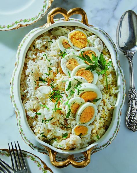 No breakfast at Downton would be complete without kedgeree Kedgeree Recipe, Salsa Gravy, British Breakfast, Over Easy Eggs, Baking Science, Smoked Fish, British Food, New Cookbooks, How To Cook Eggs