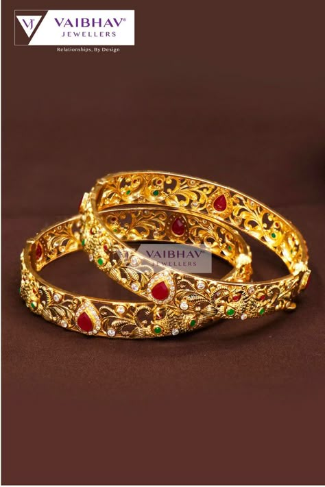 Vaibhav Jewellers 22K Semi-Precious Gold Bangles 17VG571 Stone Bangles Gold, Bangles Jewelry Designs Gold, Bangle Models, Bangles Design Gold, Big Earrings Gold, Dainty Designs, Kada Bangles, Stone Bangles, Gold Bangles For Women