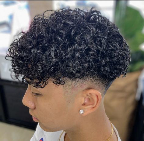 Men Curls Hairstyles, Curly Hair Perm Men, Perm With Fade, Perm Curls Short Hair, Mens Perm Fade, Curly Perm Men, Perm Aesthetic, Perm Hairstyles Men, Perms For Medium Length Hair