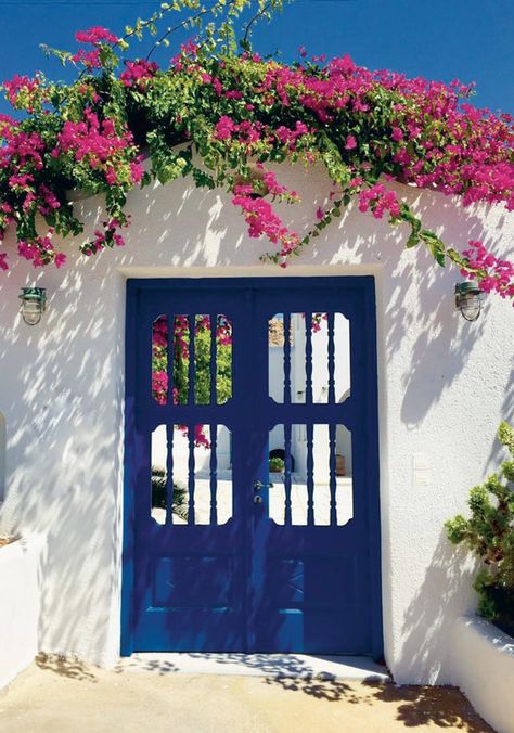 Main Door Gate, Greek Doors, Front Door Design Ideas, Spanish Exterior, Gate Design Ideas, Front Door Inspiration, Door Design Ideas, Blue Doors, Front Door Entryway