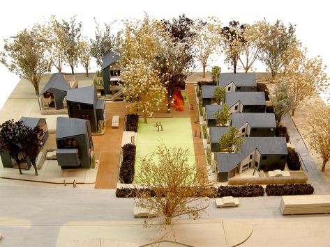 Co Housing Community, Shipping Container Home Builders, Pocket Neighborhood, Co Housing, Tiny House Village, Urban Design Architecture, Urban Housing, Community Housing, Tiny House Community