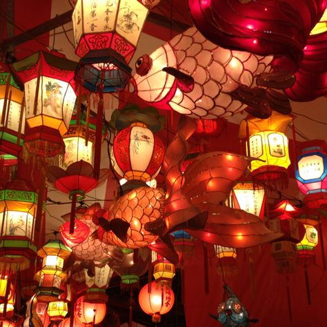 Nagasaki Lantern Festival, Japanese Lantern Festival, Colorful Lanterns, Chinese Lantern Festival, Nagasaki Japan, Japanese Festival, Lantern Festival, Aesthetic Japan, Nagasaki