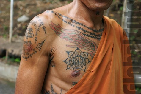 Buddha Tattoo Meaning, Buddhist Tattoos, Buddhism Tattoo, Hindu Tattoos, Lotus Buddha, Buddhist Tattoo, Buddha Tattoo Design, Polynesian Tattoos, Buddha Tattoos