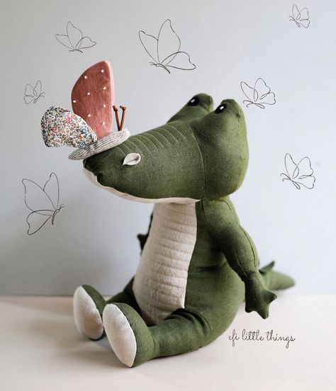 Sewing Pdf Pattern, Alligator Pattern, Toy Sewing, Alligator Crocodile, Pattern Sewing, Sewing Toys, Soft Toy, Little Things, Pdf Pattern