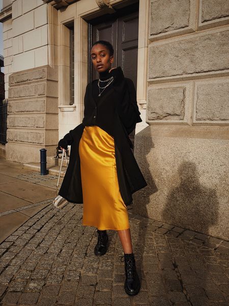 Burnt Orange Outfit, Orange Skirt Outfit, Skirt Winter Outfit, Slip Skirt Outfit, Silk Skirt Outfit, Silk Slip Skirt, Satin Skirt Outfit, Hollow Sweater, Basic Clothing