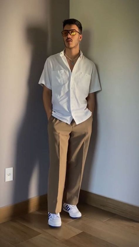 Office Guy Outfit, Country Club Male Outfits, Formal Mens Aesthetic, Mens Las Vegas Outfit Ideas Summer, Elegant Summer Outfits Men, Boys Outfit Ideas Summer, Men Style Classy Elegant, Polo Shirt Outfit Men Aesthetic, Outfit Hombre Casual