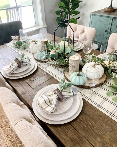 Fall Dining Table, Setting The Table, Farmhouse Dining Room Table, Dining Room Table Decor, Fall Thanksgiving Decor, Kitchen Table Decor, Dining Room Table Set, Thanksgiving Table Settings, Fall Table Decor