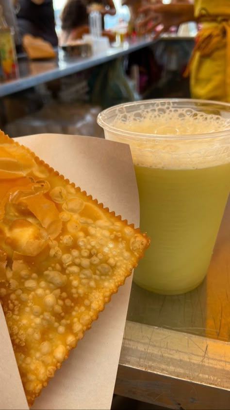 Sugarcane Juice, Story Fake, Foodie Instagram, Brazilian Food, Fake Food, Instagram Food, Story Instagram, Food Obsession, Juicing Recipes