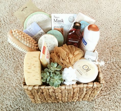 Bridal Shower Gift Basket • Spa basket • Pampering basket • bath gift • diy gift basket Spa Theme Gift Basket Ideas, Boutique Gift Basket Ideas, Spa Giveaway Basket Ideas, Spa Night Basket Ideas, Bridal Shower Self Care Gift Basket, At Home Spa Gift Basket, Bath Themed Gift Basket, Bath Spa Gift Basket, Toiletries Gift Basket Ideas