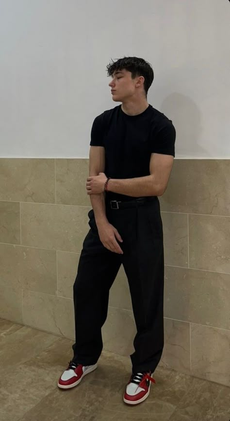 Proclub Outfits Men, Euphoria Outfits Male, Men Outfit All Black, Men Concert Outfit Ideas, Mens Club Outfit Night, Las Vegas Outfit Men, Starboy Style, Korean Street Fashion Men, Black Outfit Men