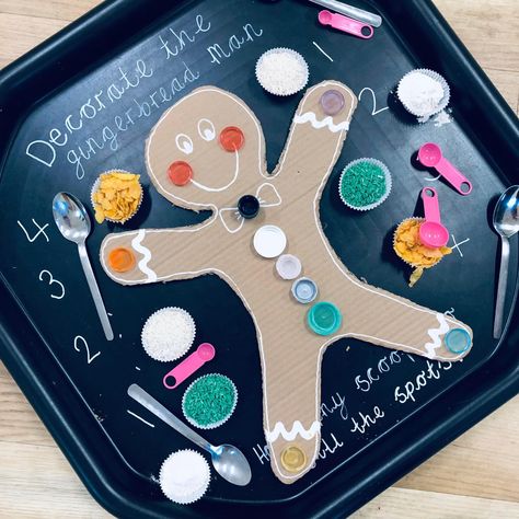 Christmas Craft Eyfs Kids, Gingerbread Tuff Tray, Gingerbread Man Tuff Tray Ideas, Xmas Sensory Activities, Christmas Eyfs Tuff Tray, Christmas Tuff Tray Ideas Preschool, Fairytale Tuff Tray Ideas, Christmas Tuft Tray Ideas, Christmas Early Years Activities